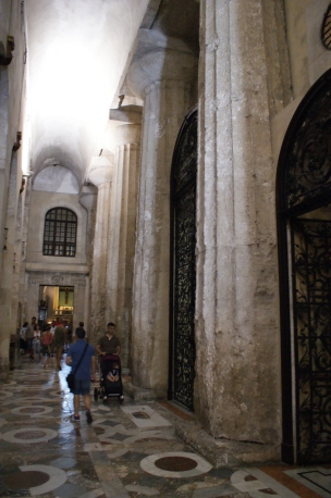 Illustrate the surprising natrure of Sicily