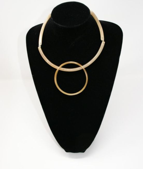 Stephissimo Pale Horn Geometric Collar