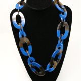 Stephissimo Oxhorn oval link necklace with blue lacquer