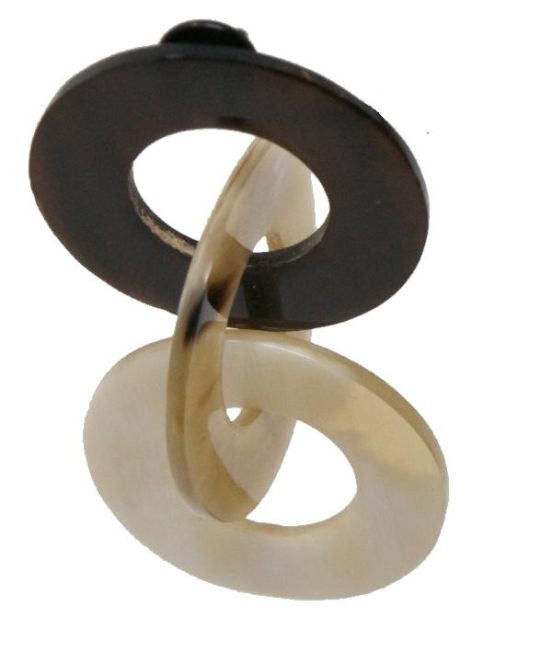 Abbeyhorn Oval Triptic Earrings - pale/dark - close up