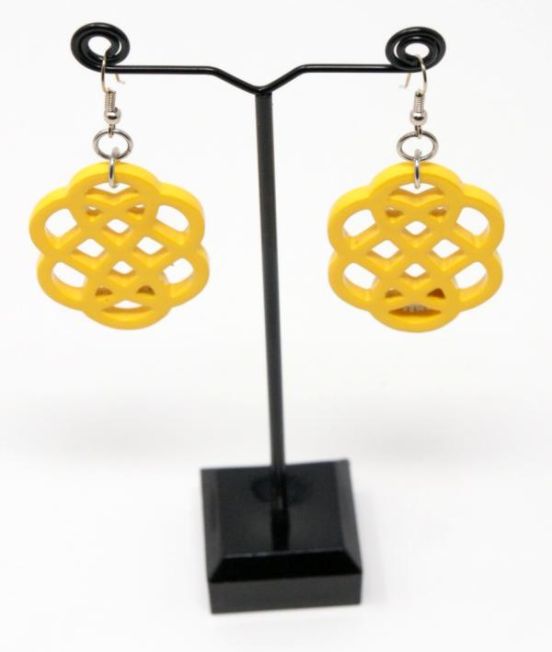 Indochineur Oxhorn Flower Earrings - yellow lacquer