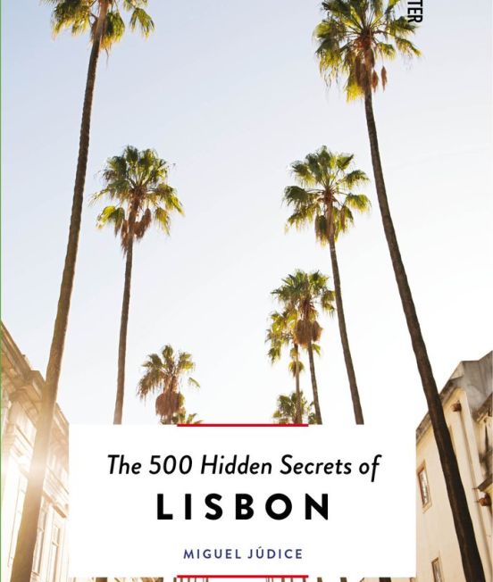 Hidden Secrets of Lisbon - Front Cover of 500